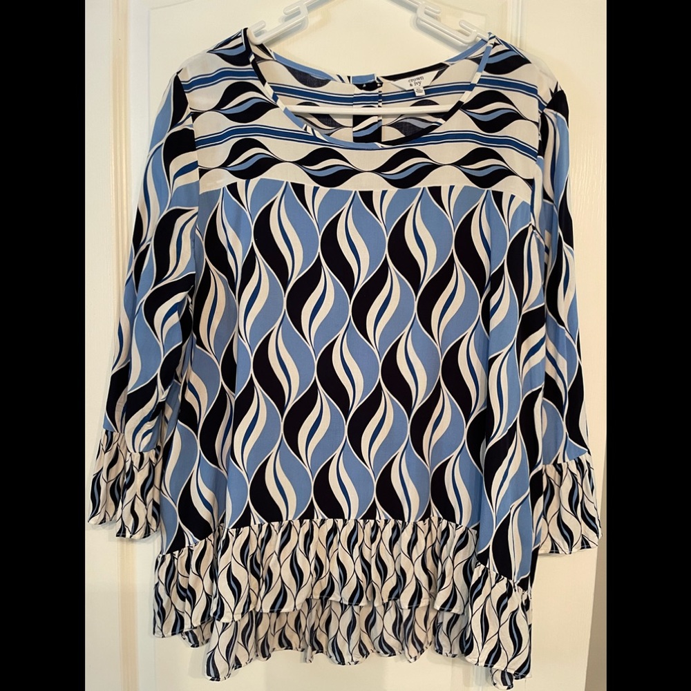 Crown & Ivy XL Hi Low top 100% Rayon Blue & White blouse